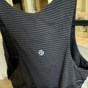 Lululemon stripped tank